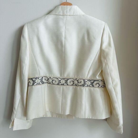 Vintage Suit Studio Cream Satin Blazer Beaded – Size 8P – Elegant Formalwear - Picture 6 of 9